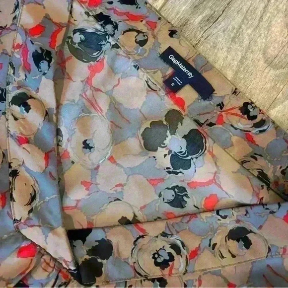 GAP maternity blouse size small - Picture 4 of 8